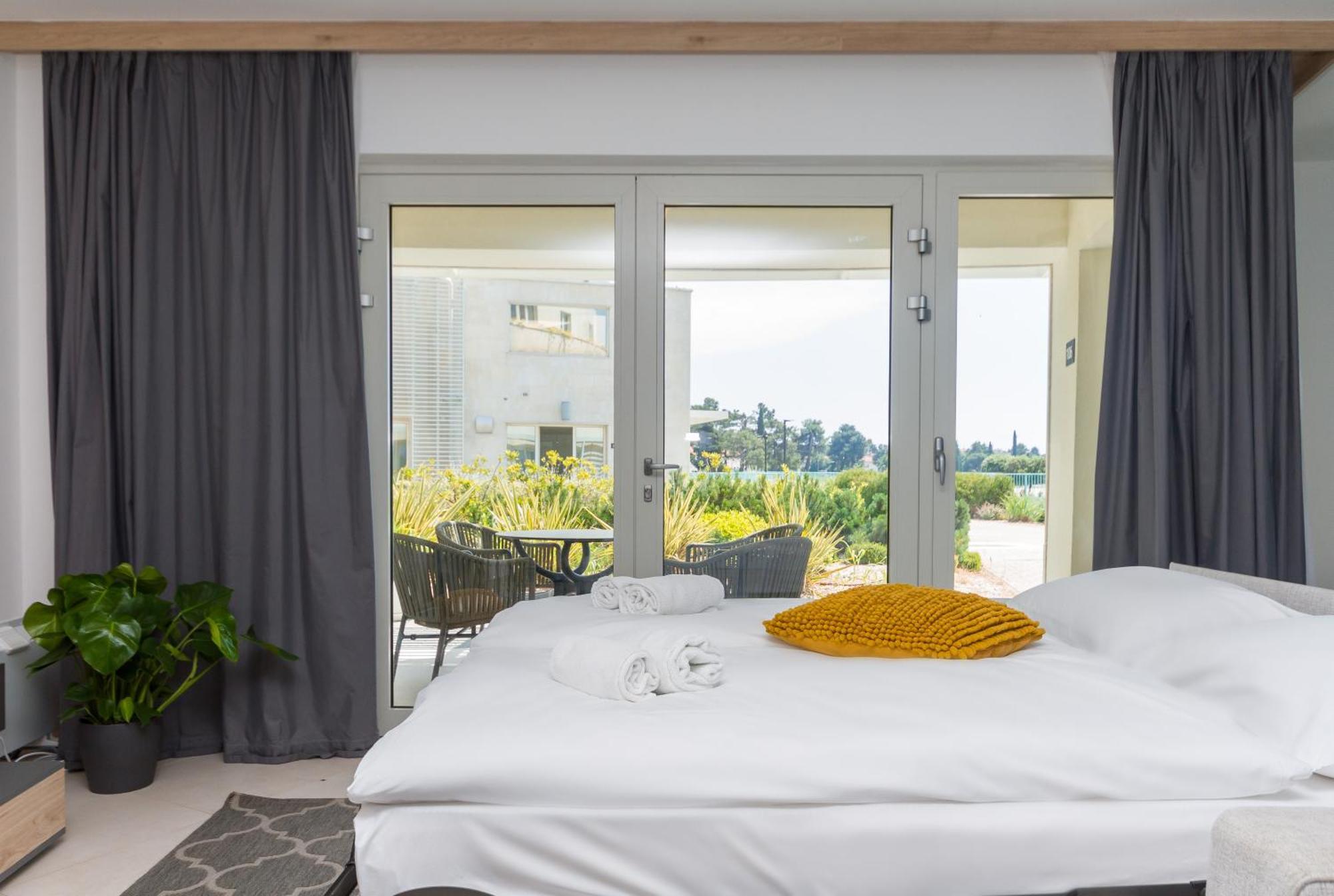 The Garden Palace Umag By Locap Group Экстерьер фото